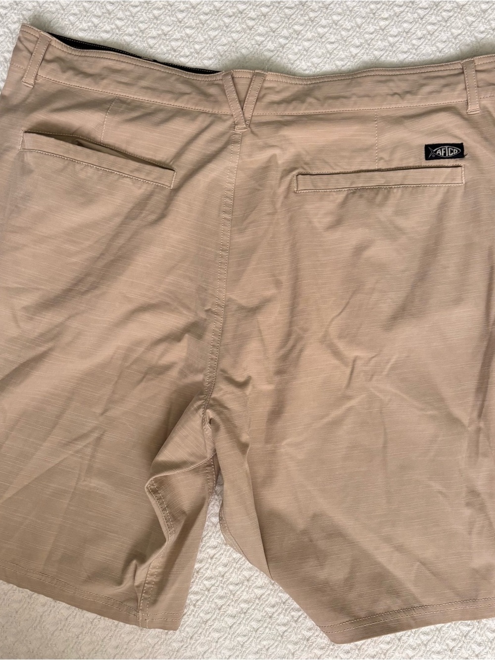 AFTCO men’s 38 light tan 9 inch performance golf shorts quick dry fishing preppy